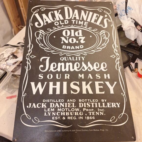 Jack Daniels Whiskey Label Tin Bar Wall Sign, Old No 7, 17.75 "x 11.75" - Picture 1 of 4